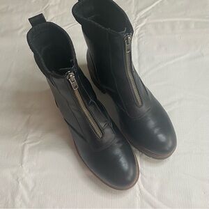 BareTraps Black Ankle Boots with Zipper